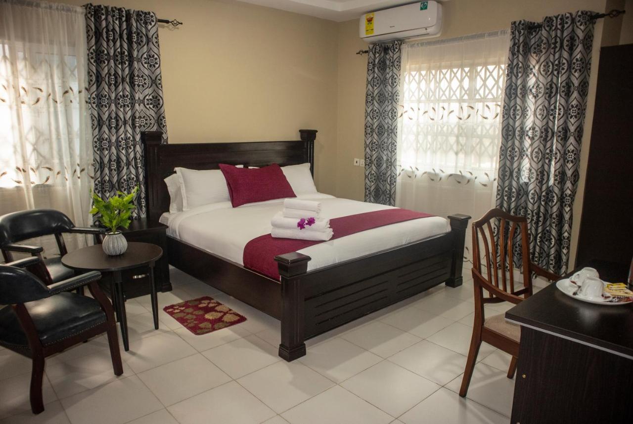 Kislas Luxury Hotel Adenta Exterior foto