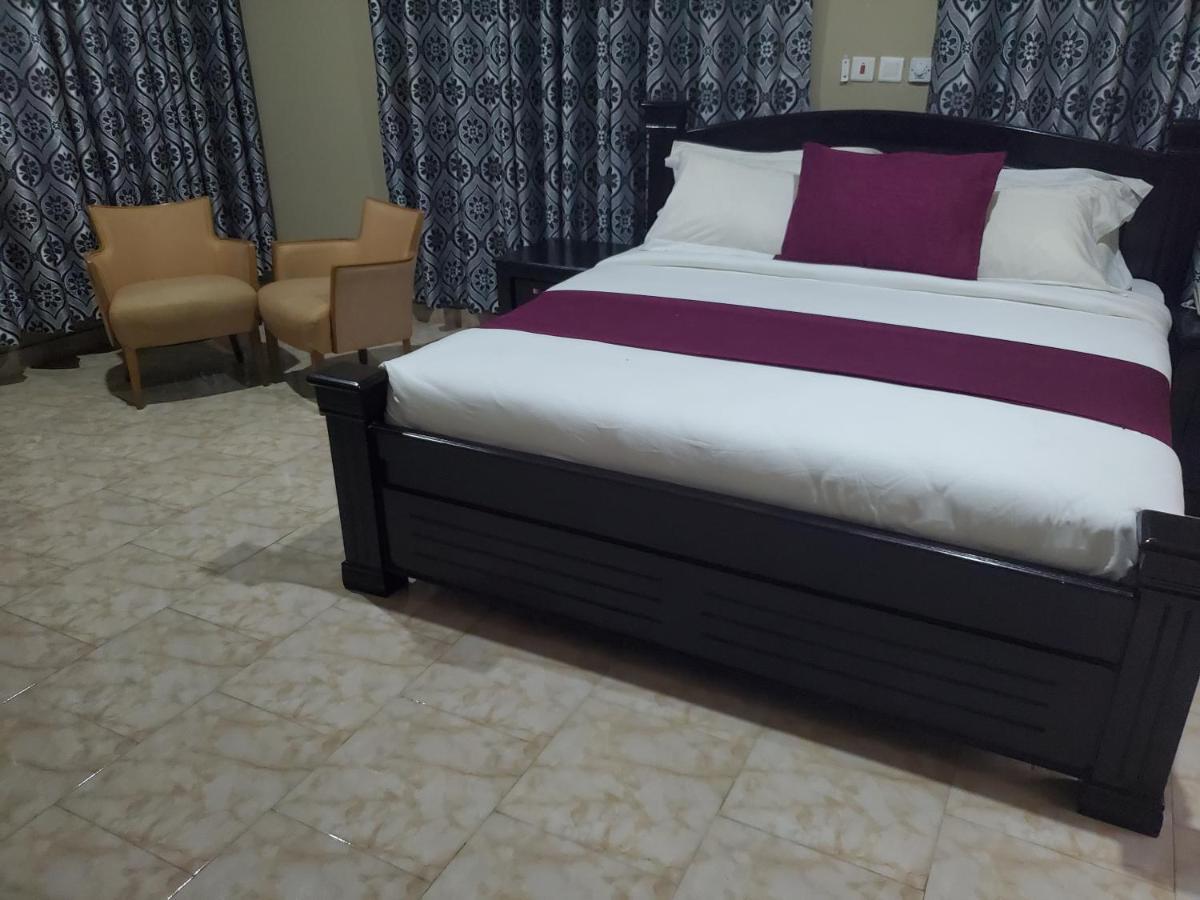 Kislas Luxury Hotel Adenta Exterior foto